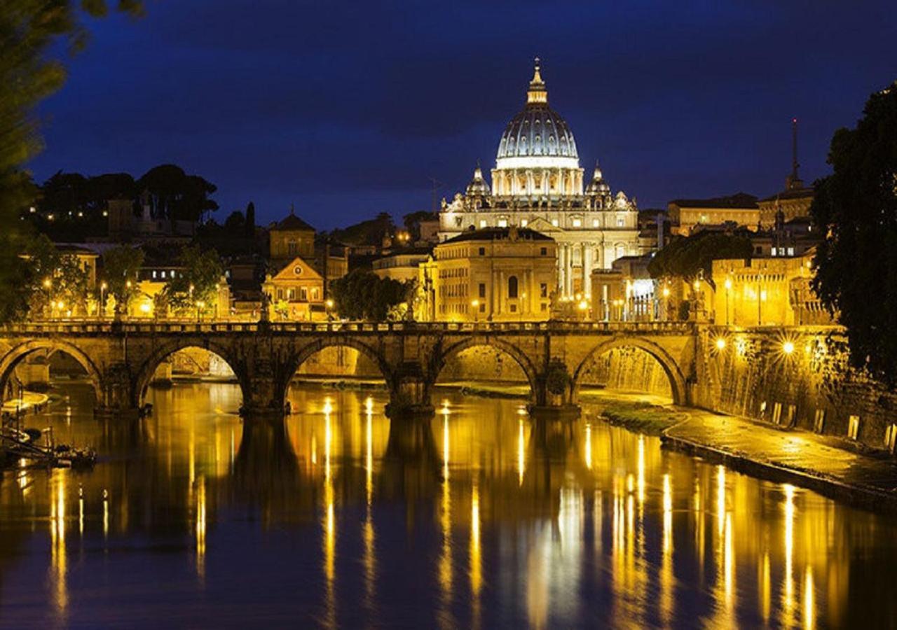 ローマSaint Peter Luxury Top Floorアパートメント エクステリア 写真
